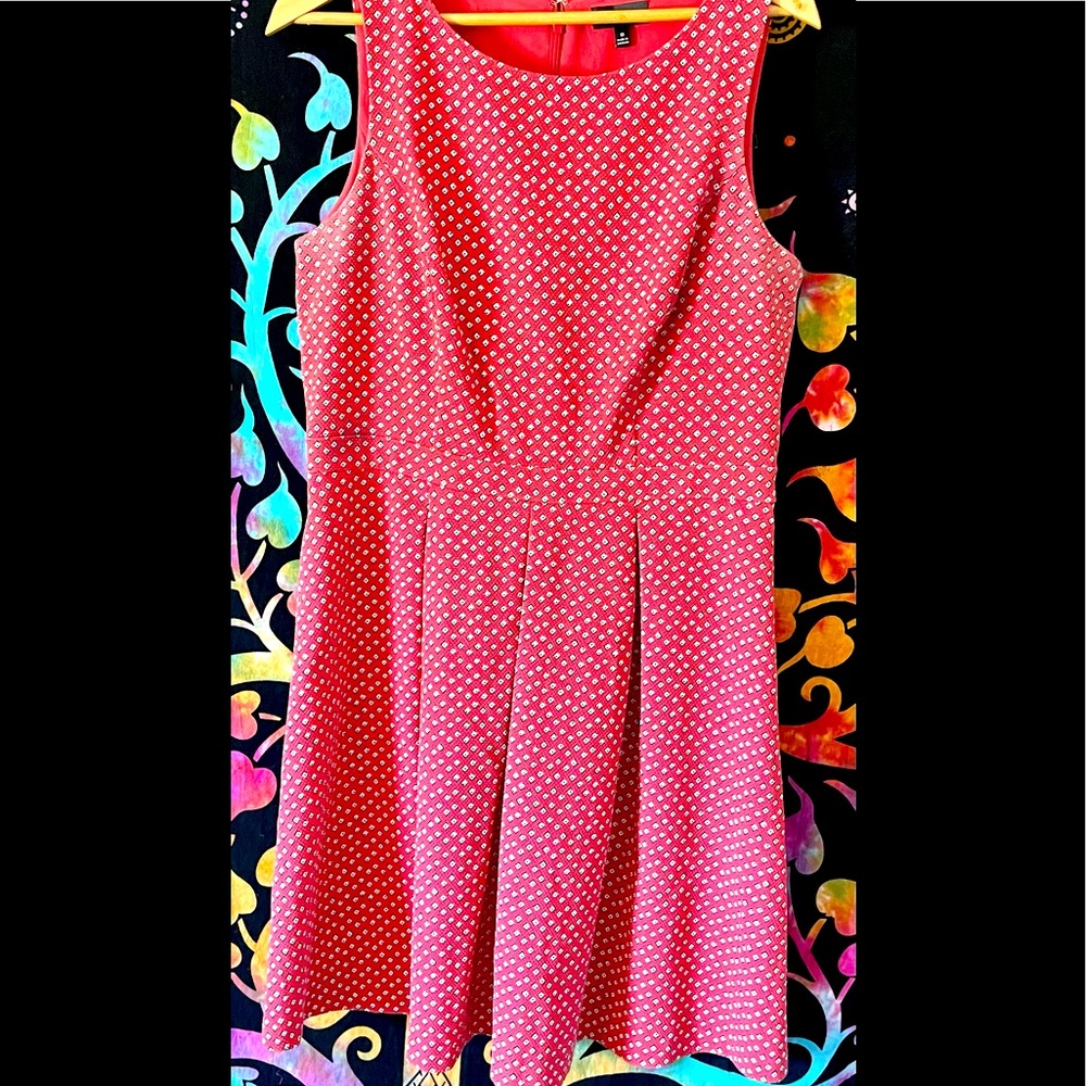The Limited Size 10 Red Diamond Designed A-line Sleeveless Dress - Picture 1 of 2